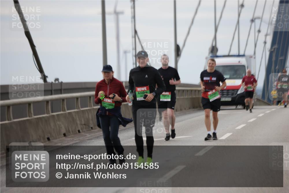 03.10.2025 - Köhlbrandbrückenlauf Jannik Wohlers http://msf.ph/oto/9154585 03.10.2025 16:06:03 Position 1 887, 4249 meine-sportfotos.de