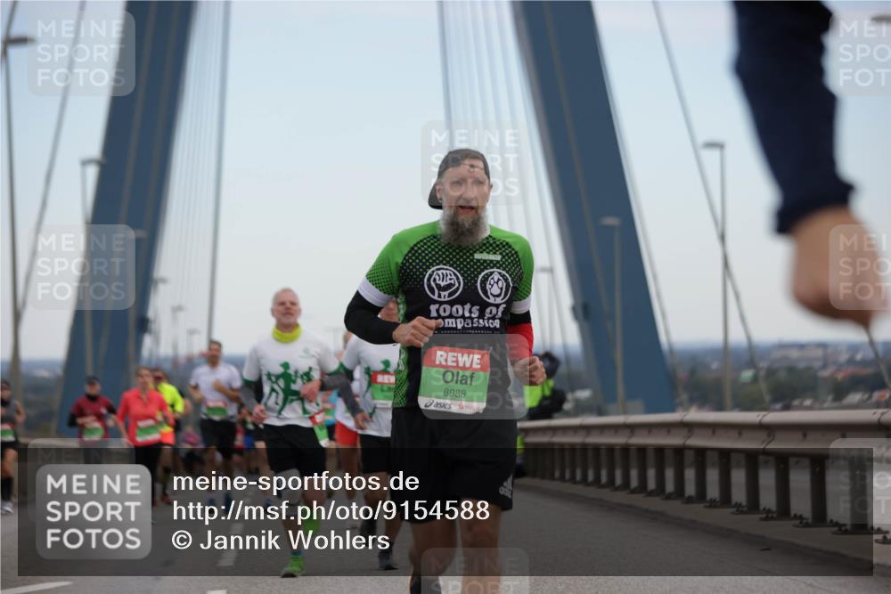 03.10.2025 - Köhlbrandbrückenlauf Jannik Wohlers http://msf.ph/oto/9154588 03.10.2025 15:24:03 Position 1 8988 meine-sportfotos.de
