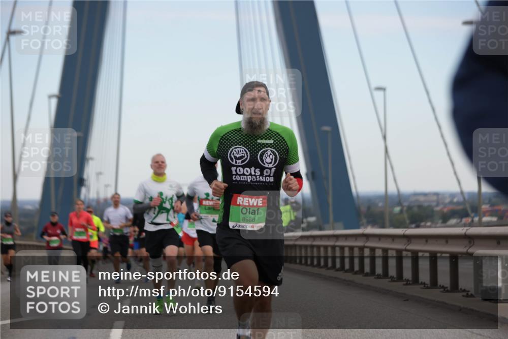 03.10.2025 - Köhlbrandbrückenlauf Jannik Wohlers http://msf.ph/oto/9154594 03.10.2025 15:24:04 Position 1 8988 meine-sportfotos.de