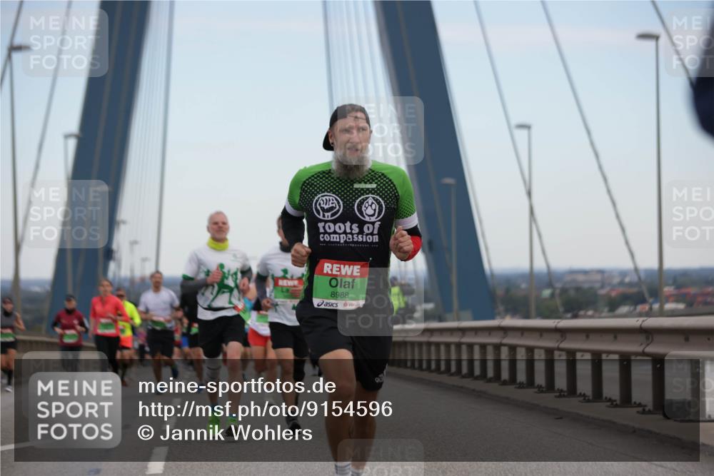03.10.2025 - Köhlbrandbrückenlauf Jannik Wohlers http://msf.ph/oto/9154596 03.10.2025 15:24:04 Position 1 8988 meine-sportfotos.de