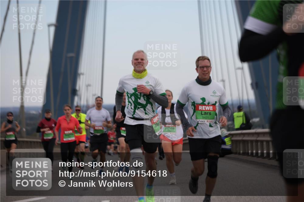 03.10.2025 - Köhlbrandbrückenlauf Jannik Wohlers http://msf.ph/oto/9154618 03.10.2025 15:24:05 Position 1 9421 meine-sportfotos.de