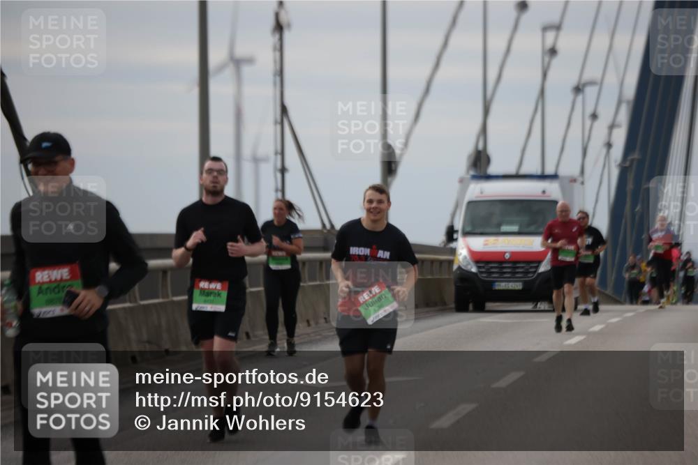 03.10.2025 - Köhlbrandbrückenlauf Jannik Wohlers http://msf.ph/oto/9154623 03.10.2025 16:06:06 Position 1 70, 3, 7186, 4249 meine-sportfotos.de