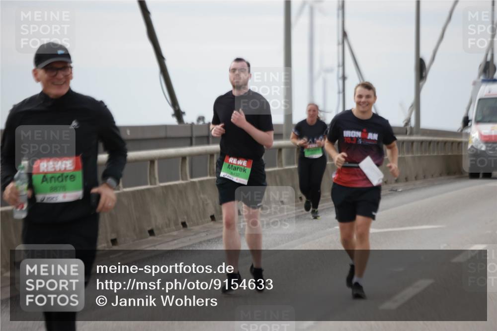 03.10.2025 - Köhlbrandbrückenlauf Jannik Wohlers http://msf.ph/oto/9154633 03.10.2025 16:06:07 Position 1 8878, 8432, 70, 3 meine-sportfotos.de