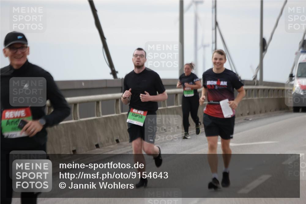 03.10.2025 - Köhlbrandbrückenlauf Jannik Wohlers http://msf.ph/oto/9154643 03.10.2025 16:06:08 Position 1 8432 meine-sportfotos.de