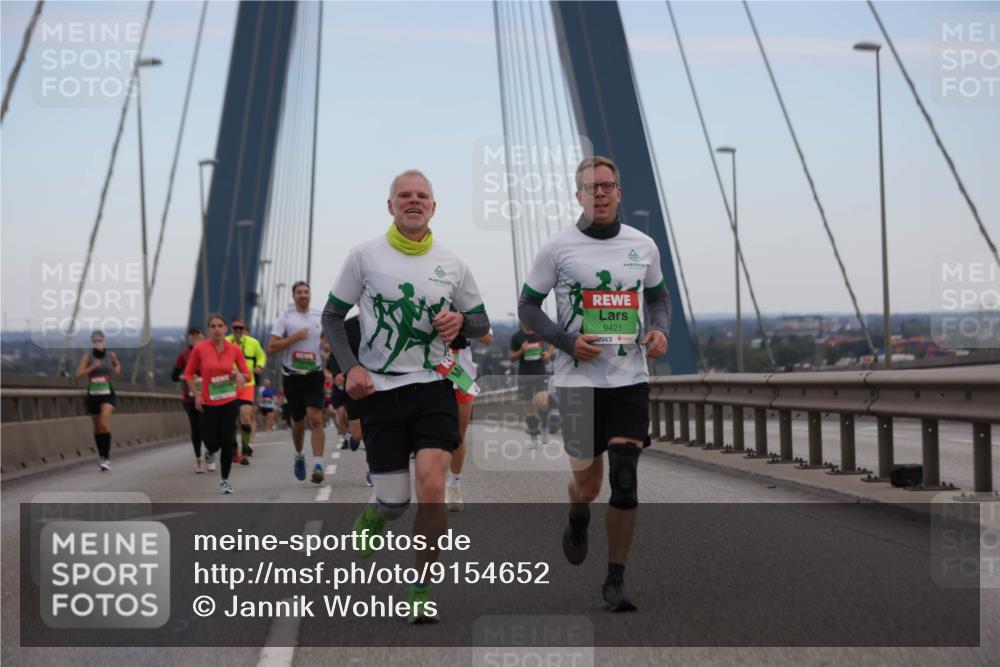 03.10.2025 - Köhlbrandbrückenlauf Jannik Wohlers http://msf.ph/oto/9154652 03.10.2025 15:24:06 Position 1 9421 meine-sportfotos.de
