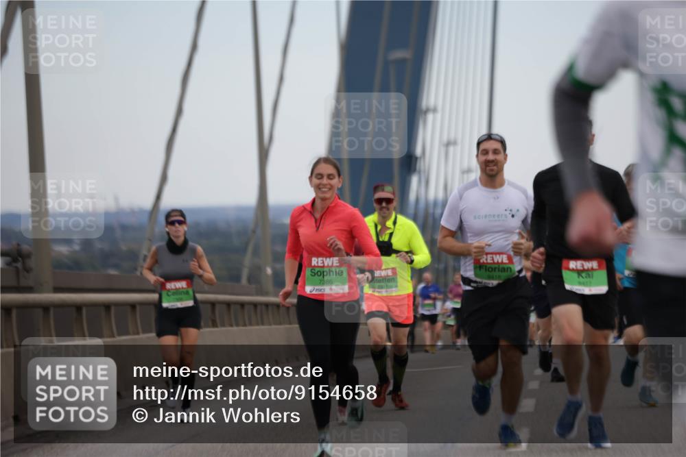 03.10.2025 - Köhlbrandbrückenlauf Jannik Wohlers http://msf.ph/oto/9154658 03.10.2025 15:24:07 Position 1 9416, 9477, 7386 meine-sportfotos.de