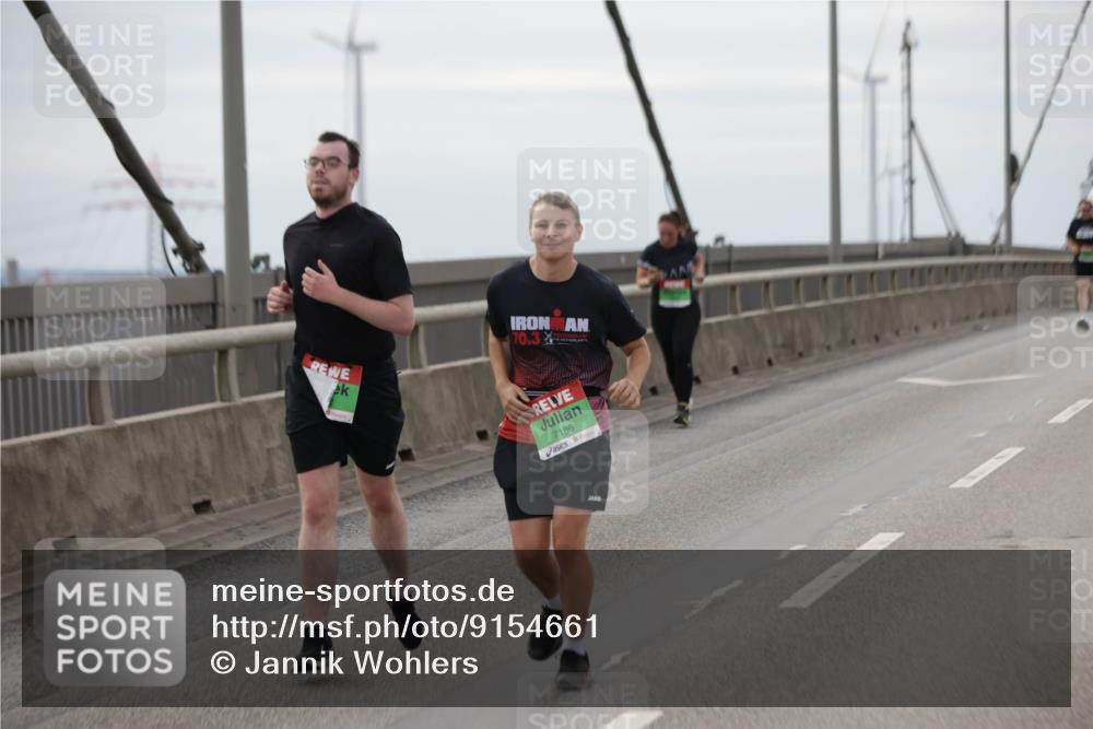 03.10.2025 - Köhlbrandbrückenlauf Jannik Wohlers http://msf.ph/oto/9154661 03.10.2025 16:06:12 Position 1 70, 3, 7186 meine-sportfotos.de