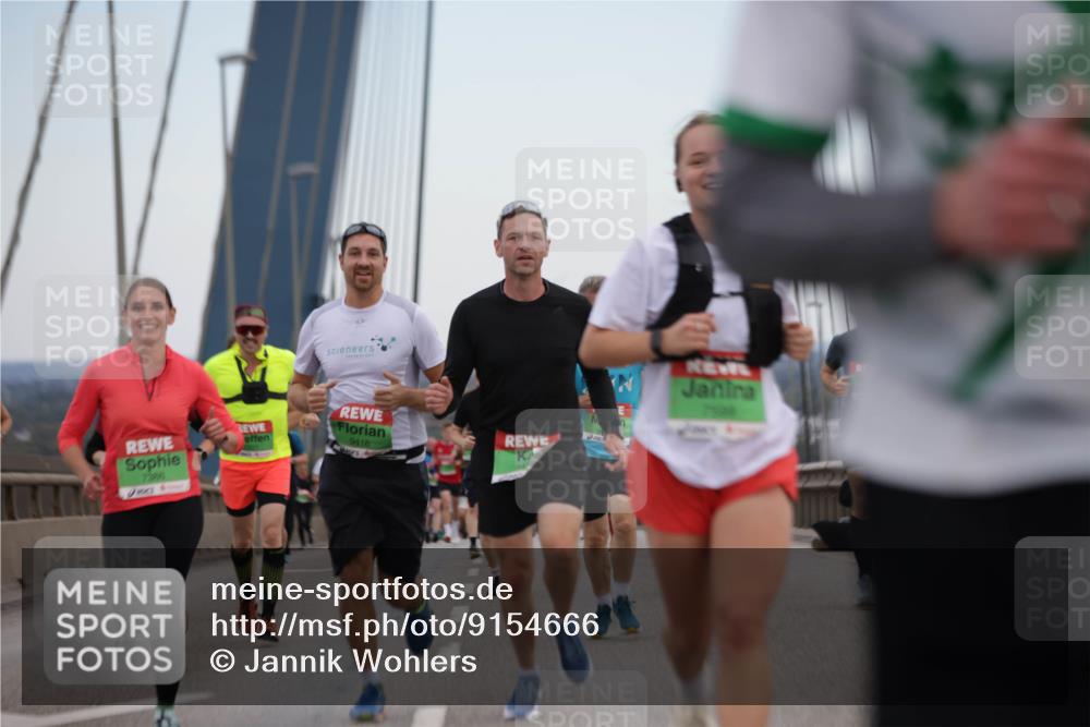 03.10.2025 - Köhlbrandbrückenlauf Jannik Wohlers http://msf.ph/oto/9154666 03.10.2025 15:24:08 Position 1 1886, 9416 meine-sportfotos.de
