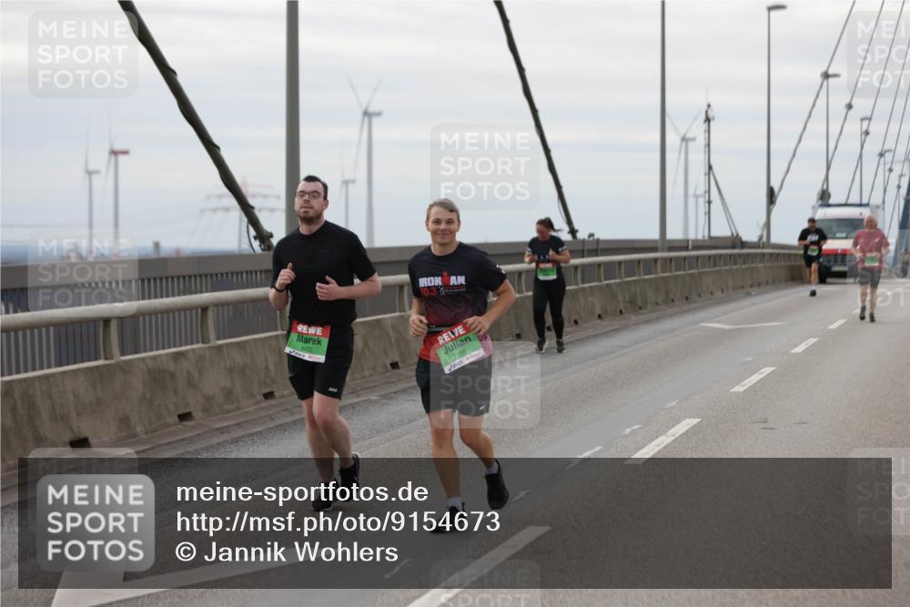 03.10.2025 - Köhlbrandbrückenlauf Jannik Wohlers http://msf.ph/oto/9154673 03.10.2025 16:06:12 Position 1 8432, 10, 3, 7186 meine-sportfotos.de