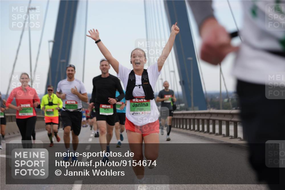 03.10.2025 - Köhlbrandbrückenlauf Jannik Wohlers http://msf.ph/oto/9154674 03.10.2025 15:24:09 Position 1 7599 meine-sportfotos.de