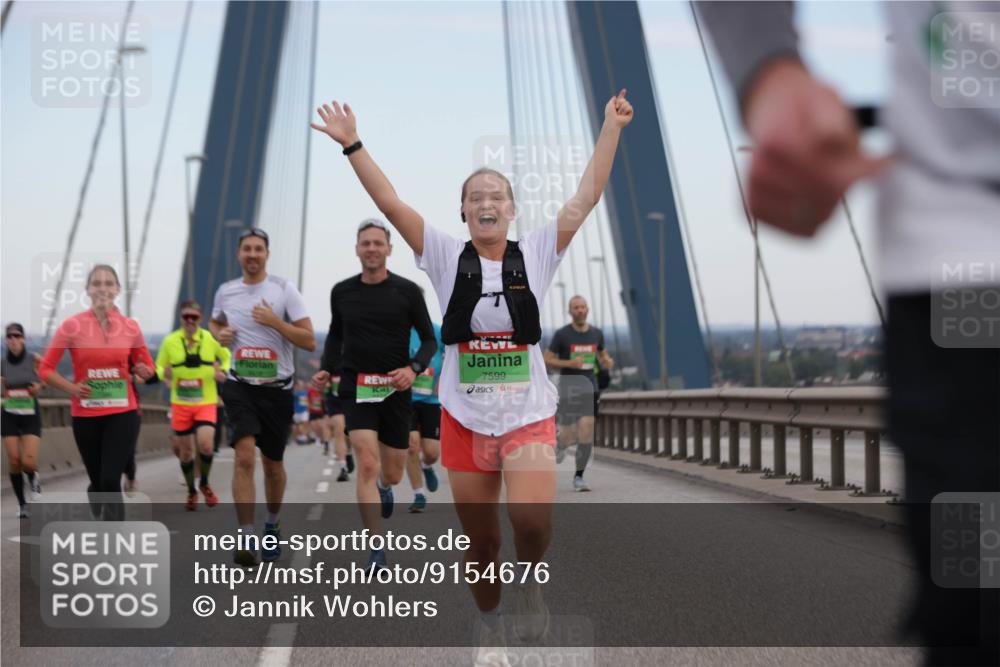 03.10.2025 - Köhlbrandbrückenlauf Jannik Wohlers http://msf.ph/oto/9154676 03.10.2025 15:24:09 Position 1 7599 meine-sportfotos.de