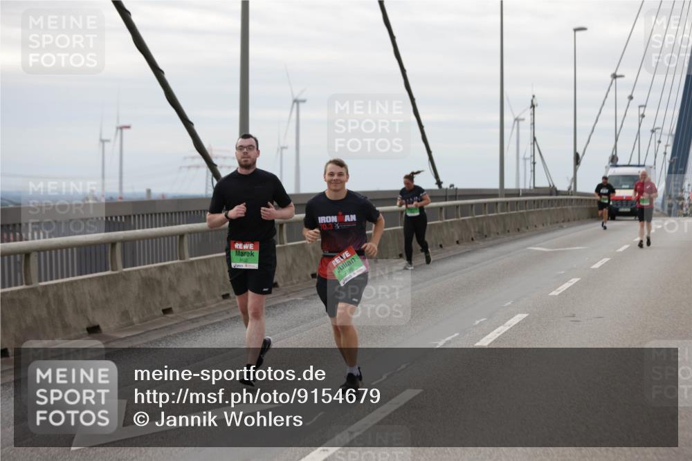 03.10.2025 - Köhlbrandbrückenlauf Jannik Wohlers http://msf.ph/oto/9154679 03.10.2025 16:06:12 Position 1 8432, 7186 meine-sportfotos.de