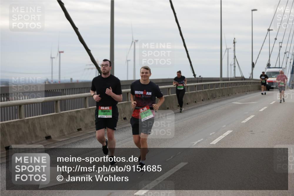 03.10.2025 - Köhlbrandbrückenlauf Jannik Wohlers http://msf.ph/oto/9154685 03.10.2025 16:06:12 Position 1 8432, 7186 meine-sportfotos.de
