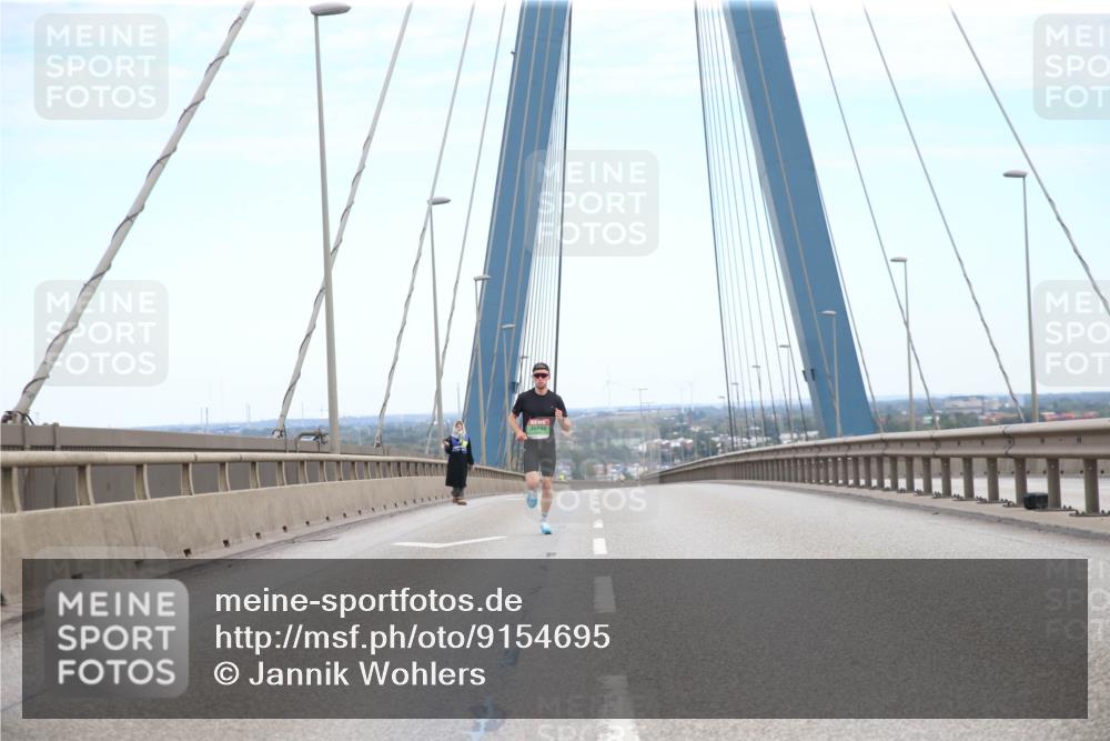 03.10.2025 - Köhlbrandbrückenlauf Jannik Wohlers http://msf.ph/oto/9154695 03.10.2025 15:15:31 Position 1  meine-sportfotos.de