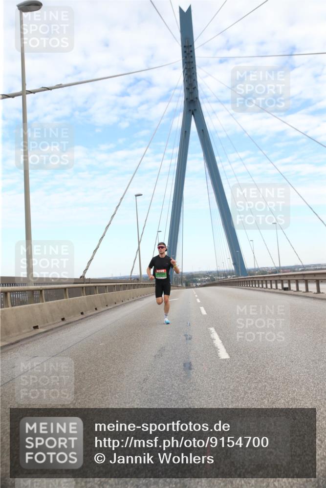 03.10.2025 - Köhlbrandbrückenlauf Jannik Wohlers http://msf.ph/oto/9154700 03.10.2025 15:15:34 Position 1  meine-sportfotos.de