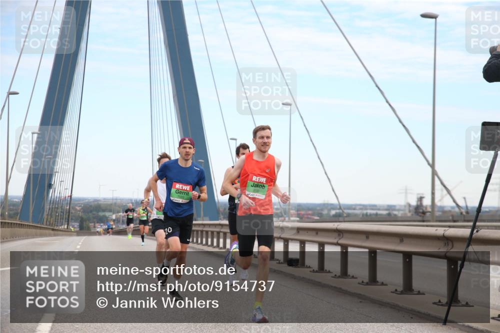 03.10.2025 - Köhlbrandbrückenlauf Jannik Wohlers http://msf.ph/oto/9154737 03.10.2025 15:17:07 Position 1 20, 7003, 9130 meine-sportfotos.de
