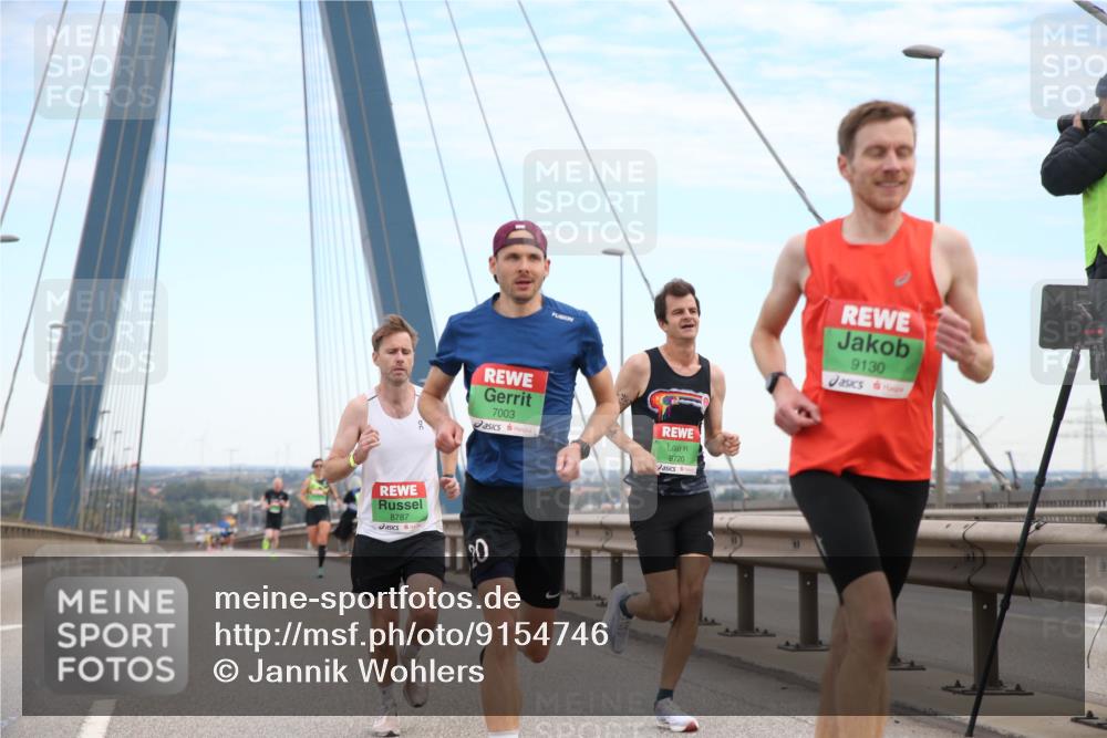 03.10.2025 - Köhlbrandbrückenlauf Jannik Wohlers http://msf.ph/oto/9154746 03.10.2025 15:17:08 Position 1 8787, 7003, 9720, 9130 meine-sportfotos.de