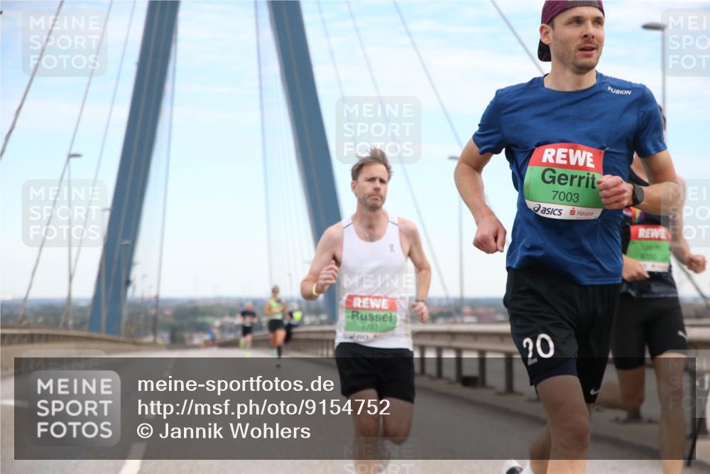 03.10.2025 - Köhlbrandbrückenlauf Jannik Wohlers http://msf.ph/oto/9154752 03.10.2025 15:17:09 Position 1 7003, 8787, 20 meine-sportfotos.de