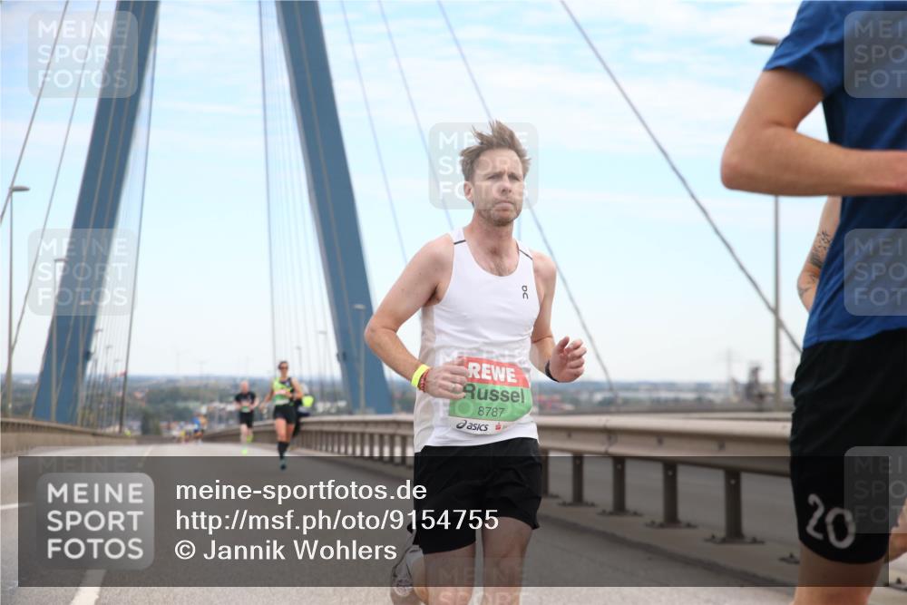 03.10.2025 - Köhlbrandbrückenlauf Jannik Wohlers http://msf.ph/oto/9154755 03.10.2025 15:17:09 Position 1 8787, 20 meine-sportfotos.de