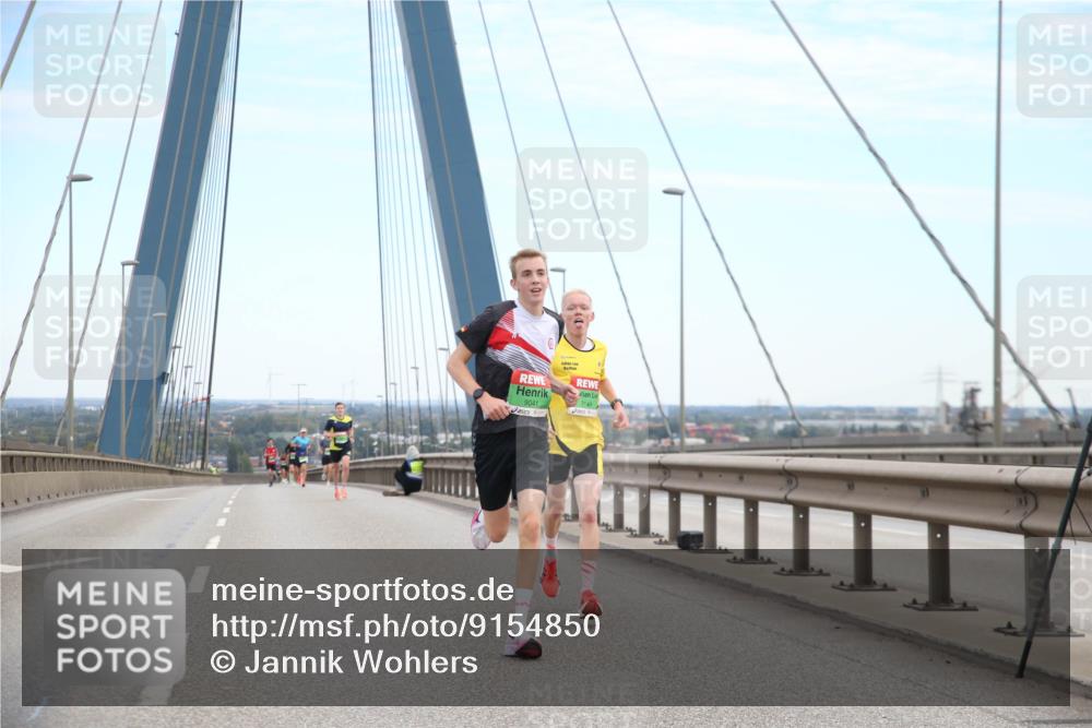03.10.2025 - Köhlbrandbrückenlauf Jannik Wohlers http://msf.ph/oto/9154850 03.10.2025 15:18:01 Position 1 9041, 7140 meine-sportfotos.de