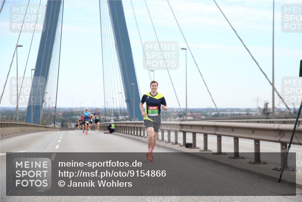 03.10.2025 - Köhlbrandbrückenlauf Jannik Wohlers http://msf.ph/oto/9154866 03.10.2025 15:18:08 Position 1  meine-sportfotos.de