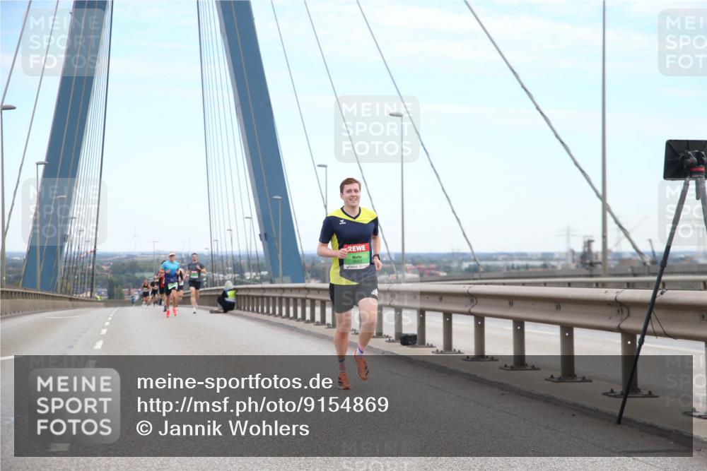 03.10.2025 - Köhlbrandbrückenlauf Jannik Wohlers http://msf.ph/oto/9154869 03.10.2025 15:18:08 Position 1  meine-sportfotos.de