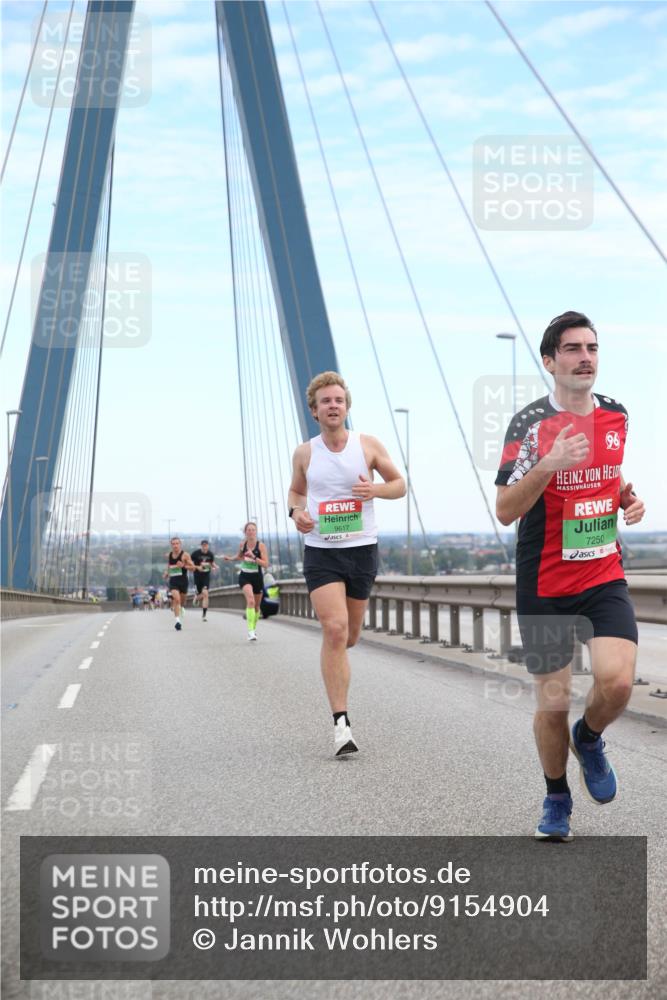 03.10.2025 - Köhlbrandbrückenlauf Jannik Wohlers http://msf.ph/oto/9154904 03.10.2025 15:18:19 Position 1 9617, 96, 7250 meine-sportfotos.de