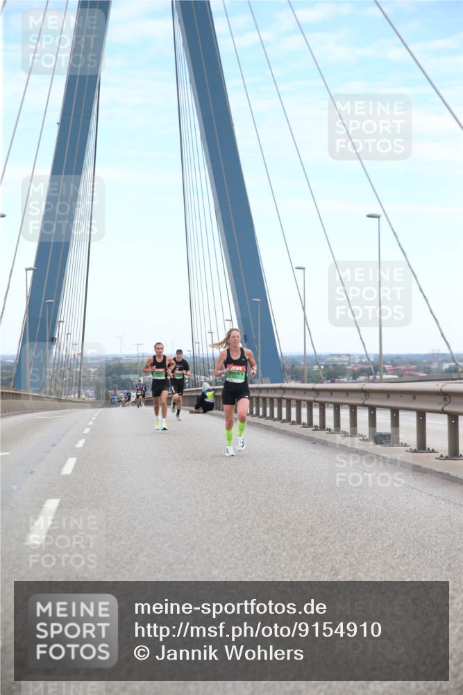 03.10.2025 - Köhlbrandbrückenlauf Jannik Wohlers http://msf.ph/oto/9154910 03.10.2025 15:18:21 Position 1  meine-sportfotos.de