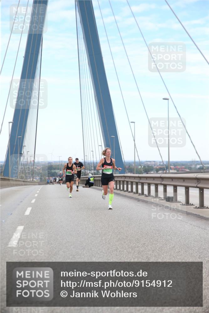 03.10.2025 - Köhlbrandbrückenlauf Jannik Wohlers http://msf.ph/oto/9154912 03.10.2025 15:18:22 Position 1  meine-sportfotos.de