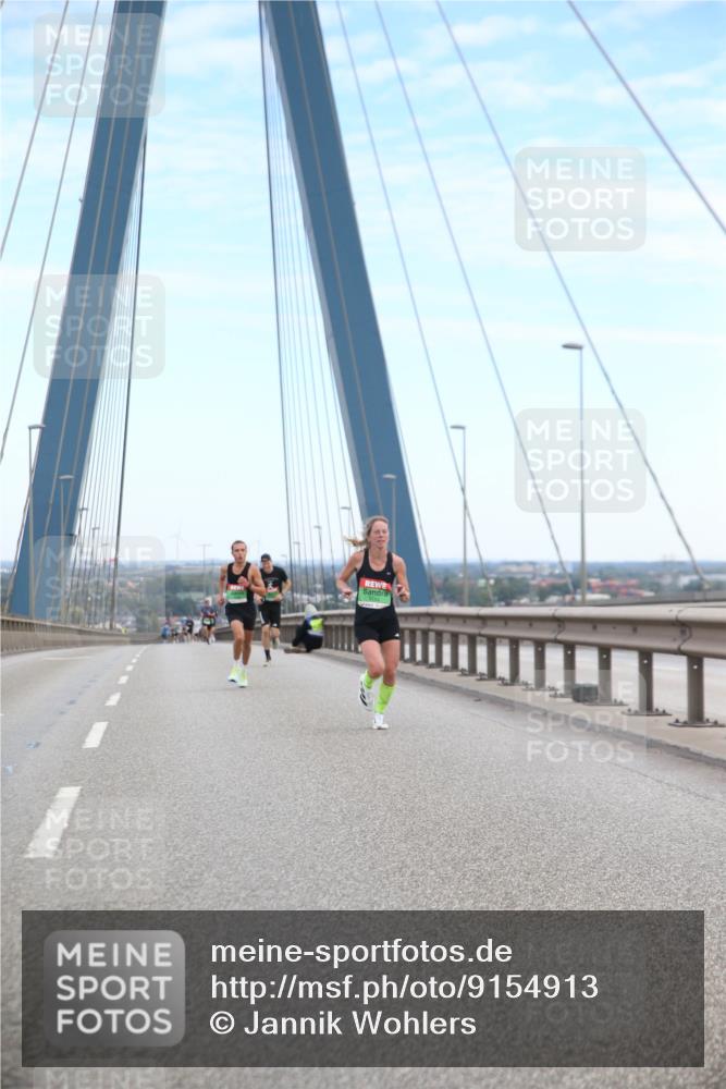 03.10.2025 - Köhlbrandbrückenlauf Jannik Wohlers http://msf.ph/oto/9154913 03.10.2025 15:18:22 Position 1  meine-sportfotos.de