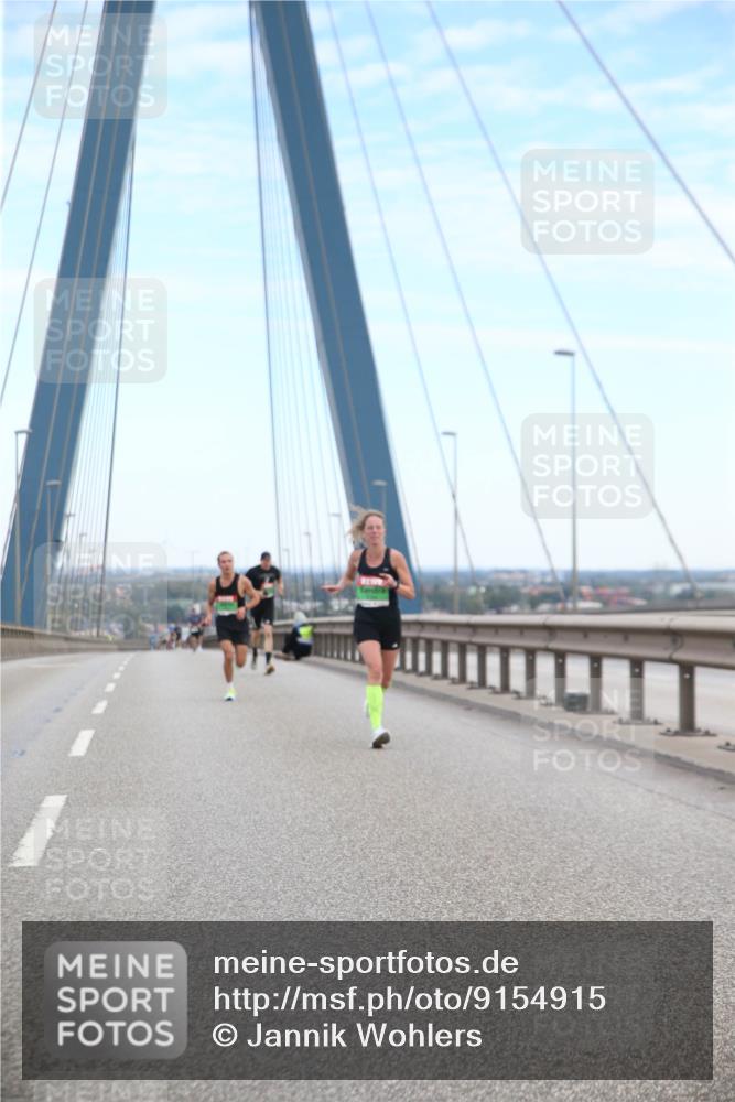 03.10.2025 - Köhlbrandbrückenlauf Jannik Wohlers http://msf.ph/oto/9154915 03.10.2025 15:18:22 Position 1  meine-sportfotos.de