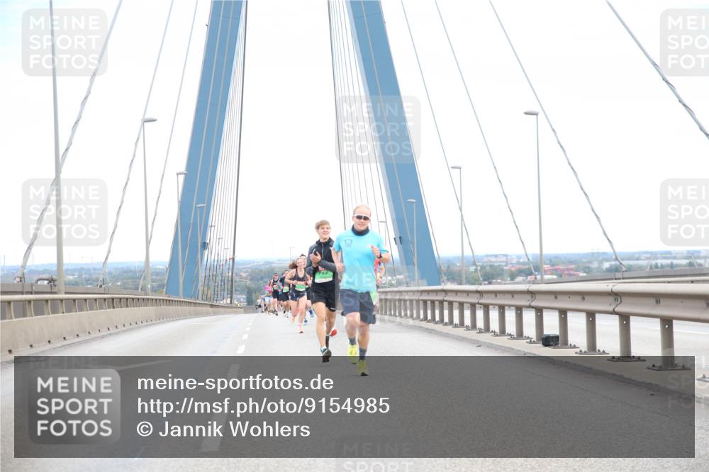 03.10.2025 - Köhlbrandbrückenlauf Jannik Wohlers http://msf.ph/oto/9154985 03.10.2025 15:19:53 Position 1  meine-sportfotos.de