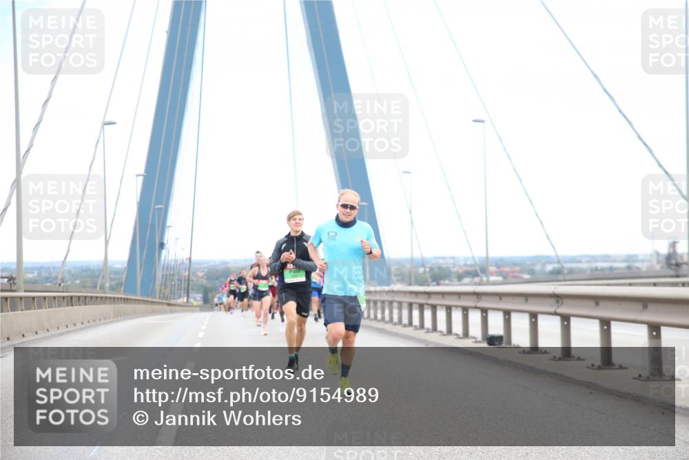 03.10.2025 - Köhlbrandbrückenlauf Jannik Wohlers http://msf.ph/oto/9154989 03.10.2025 15:19:53 Position 1  meine-sportfotos.de