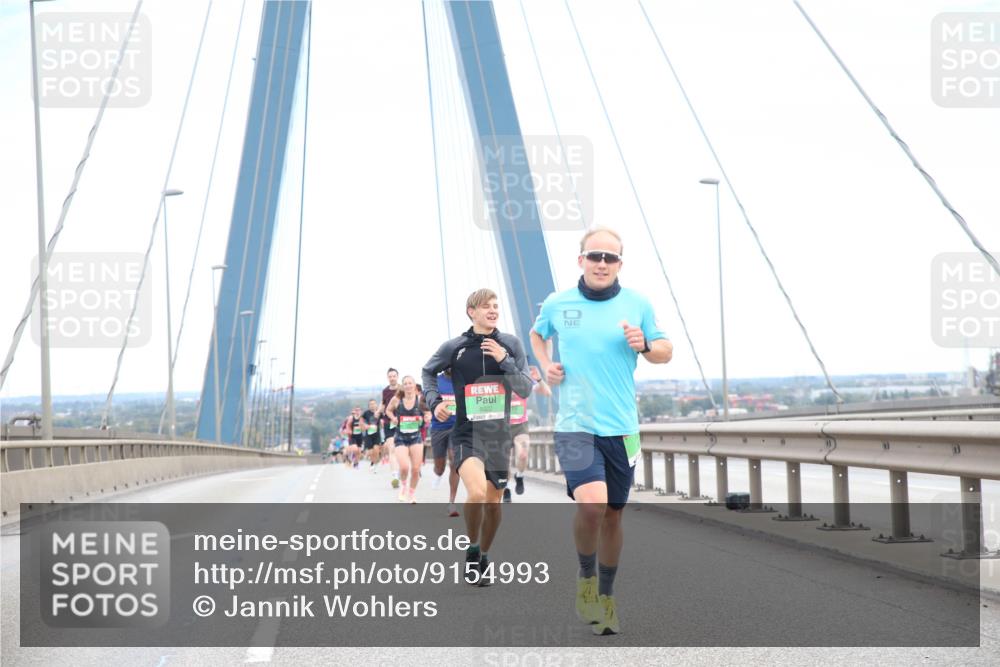 03.10.2025 - Köhlbrandbrückenlauf Jannik Wohlers http://msf.ph/oto/9154993 03.10.2025 15:19:54 Position 1 9322 meine-sportfotos.de