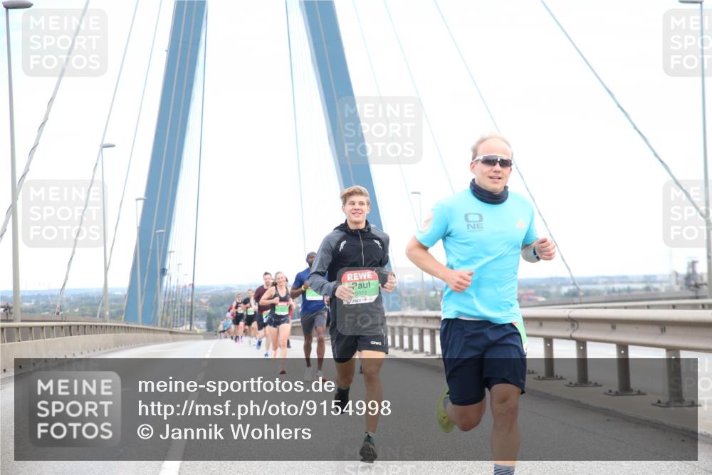 03.10.2025 - Köhlbrandbrückenlauf Jannik Wohlers http://msf.ph/oto/9154998 03.10.2025 15:19:55 Position 1 9322 meine-sportfotos.de
