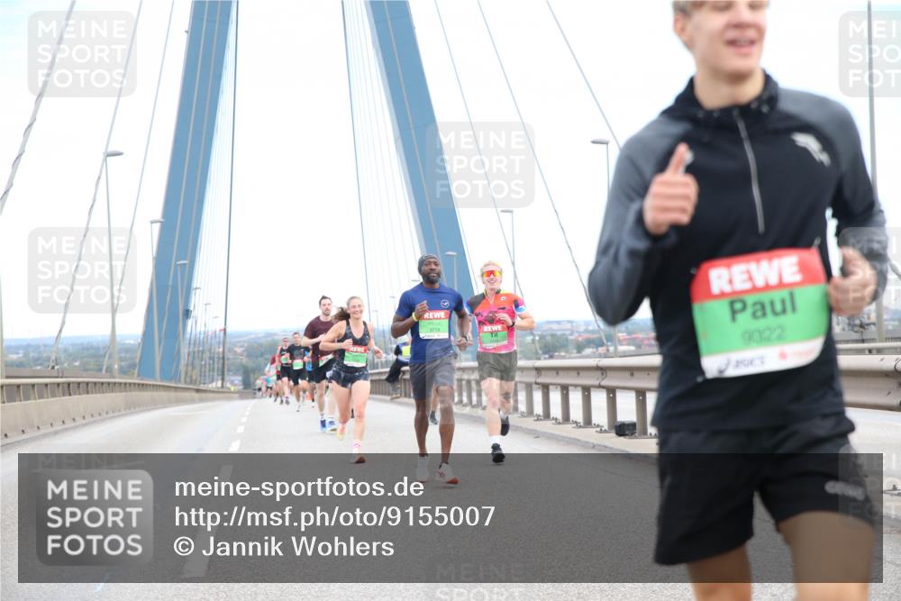 03.10.2025 - Köhlbrandbrückenlauf Jannik Wohlers http://msf.ph/oto/9155007 03.10.2025 15:19:56 Position 1 9718, 9322 meine-sportfotos.de