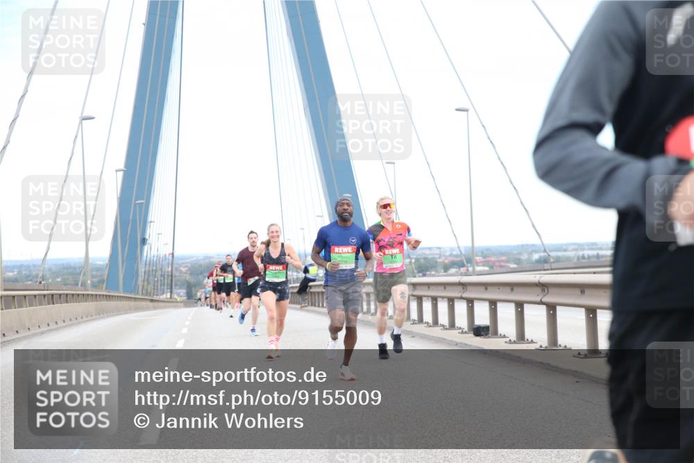 03.10.2025 - Köhlbrandbrückenlauf Jannik Wohlers http://msf.ph/oto/9155009 03.10.2025 15:19:56 Position 1  meine-sportfotos.de