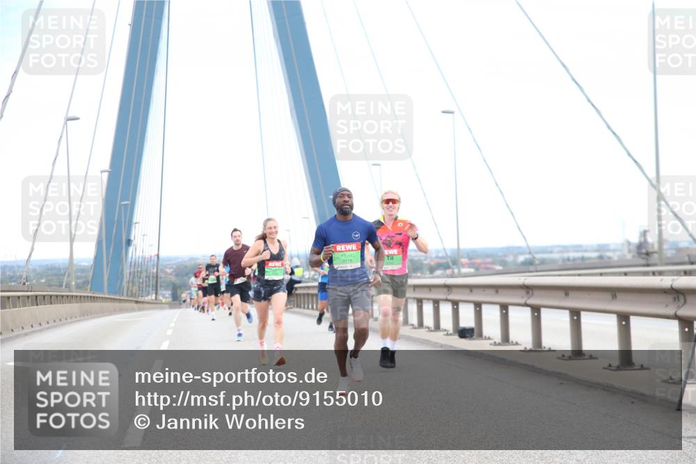 03.10.2025 - Köhlbrandbrückenlauf Jannik Wohlers http://msf.ph/oto/9155010 03.10.2025 15:19:56 Position 1 9718 meine-sportfotos.de