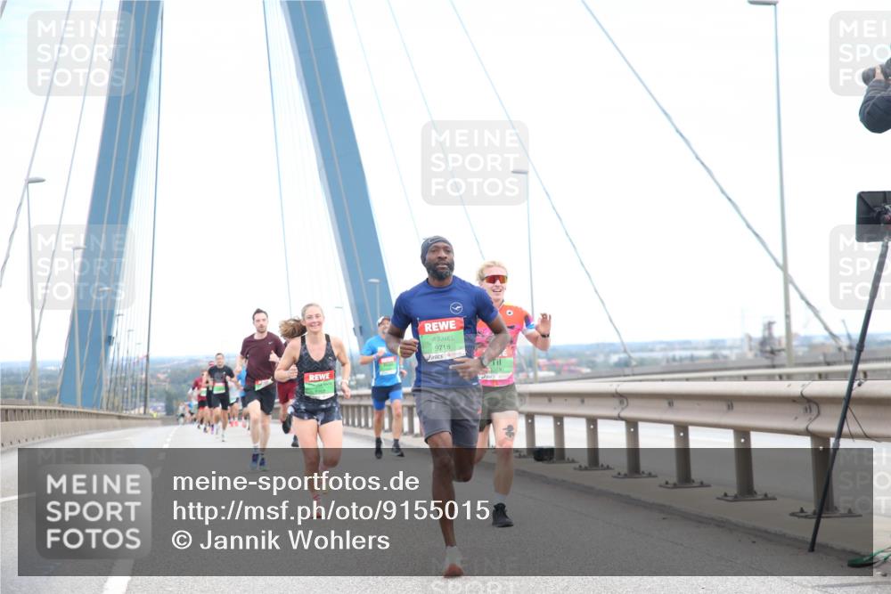 03.10.2025 - Köhlbrandbrückenlauf Jannik Wohlers http://msf.ph/oto/9155015 03.10.2025 15:19:57 Position 1 9718, 3268 meine-sportfotos.de
