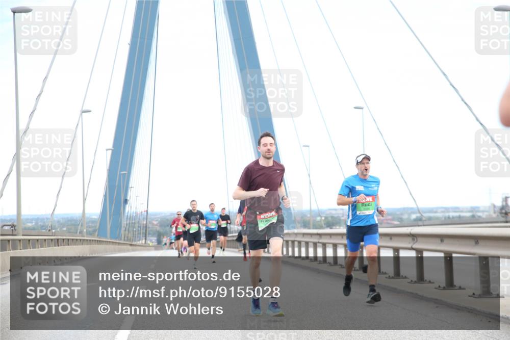 03.10.2025 - Köhlbrandbrückenlauf Jannik Wohlers http://msf.ph/oto/9155028 03.10.2025 15:20:00 Position 1 9590 meine-sportfotos.de