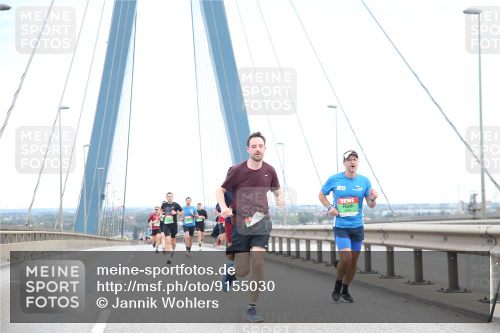 03.10.2025 - Köhlbrandbrückenlauf Jannik Wohlers http://msf.ph/oto/9155030 03.10.2025 15:20:00 Position 1 24, 9590 meine-sportfotos.de