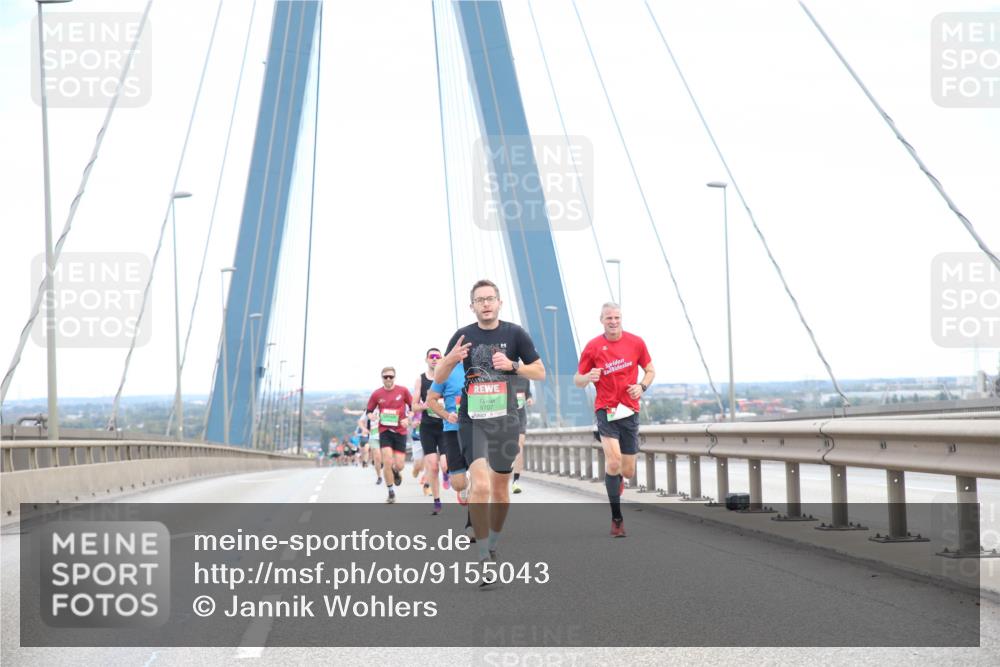 03.10.2025 - Köhlbrandbrückenlauf Jannik Wohlers http://msf.ph/oto/9155043 03.10.2025 15:20:03 Position 1 9707 meine-sportfotos.de
