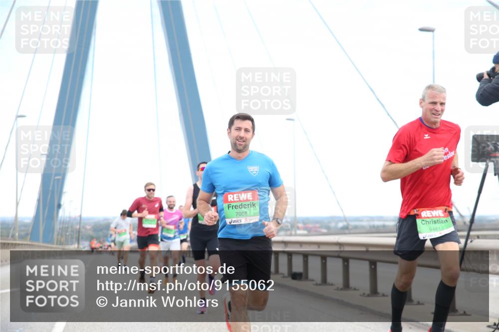 03.10.2025 - Köhlbrandbrückenlauf Jannik Wohlers http://msf.ph/oto/9155062 03.10.2025 15:20:06 Position 1 7068, 9481 meine-sportfotos.de