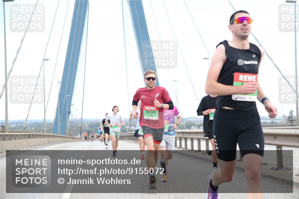 03.10.2025 - Köhlbrandbrückenlauf Jannik Wohlers http://msf.ph/oto/9155072 03.10.2025 15:20:07 Position 1 7030 meine-sportfotos.de