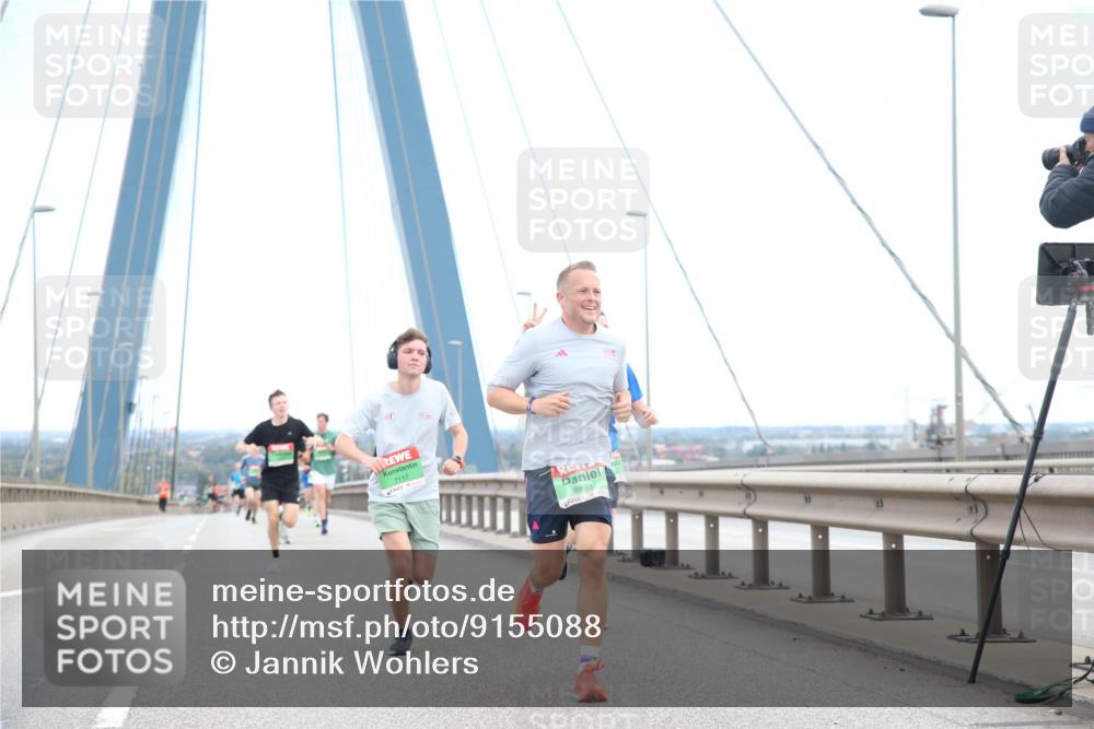 03.10.2025 - Köhlbrandbrückenlauf Jannik Wohlers http://msf.ph/oto/9155088 03.10.2025 15:20:10 Position 1 7117, 34, 8993 meine-sportfotos.de