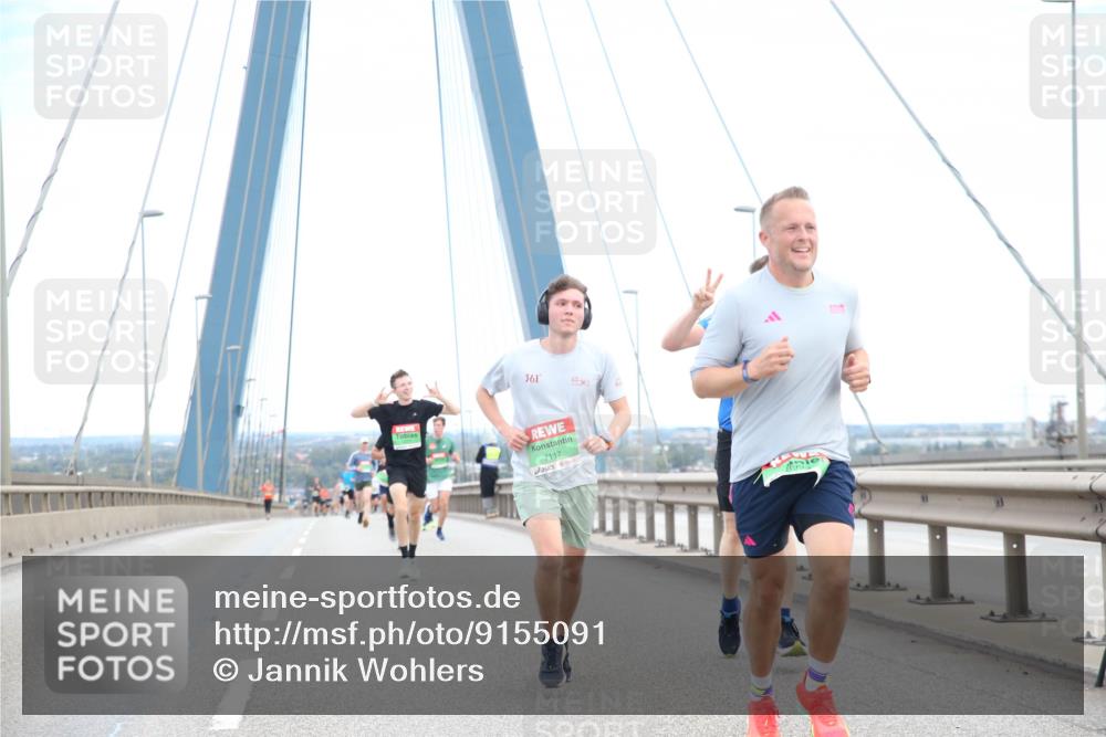 03.10.2025 - Köhlbrandbrückenlauf Jannik Wohlers http://msf.ph/oto/9155091 03.10.2025 15:20:10 Position 1 361, 7117, 8955 meine-sportfotos.de