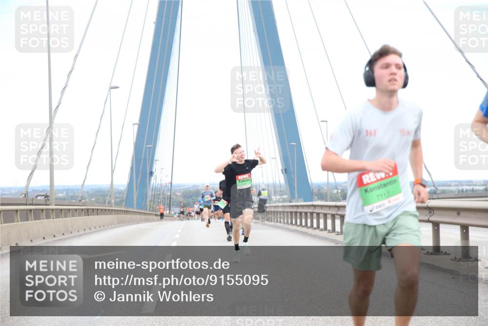 03.10.2025 - Köhlbrandbrückenlauf Jannik Wohlers http://msf.ph/oto/9155095 03.10.2025 15:20:11 Position 1 361, 7117 meine-sportfotos.de