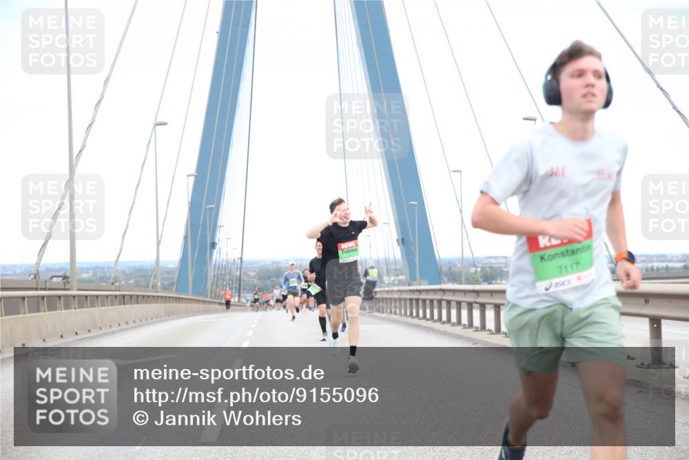 03.10.2025 - Köhlbrandbrückenlauf Jannik Wohlers http://msf.ph/oto/9155096 03.10.2025 15:20:11 Position 1 61, 7117 meine-sportfotos.de