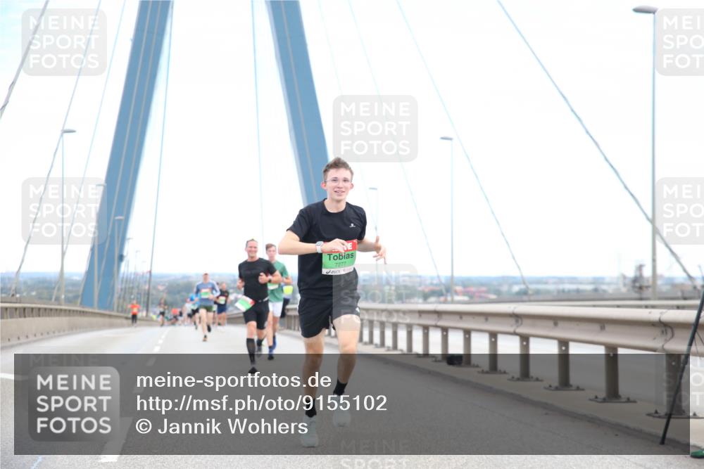 03.10.2025 - Köhlbrandbrückenlauf Jannik Wohlers http://msf.ph/oto/9155102 03.10.2025 15:20:13 Position 1 7277 meine-sportfotos.de