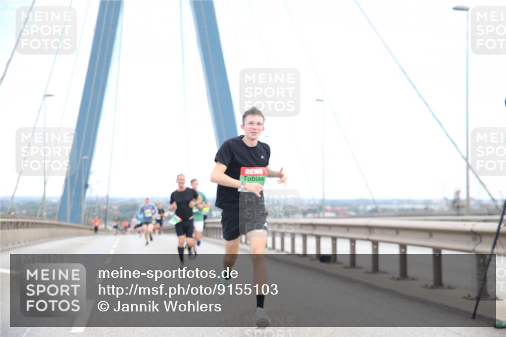 03.10.2025 - Köhlbrandbrückenlauf Jannik Wohlers http://msf.ph/oto/9155103 03.10.2025 15:20:13 Position 1  meine-sportfotos.de